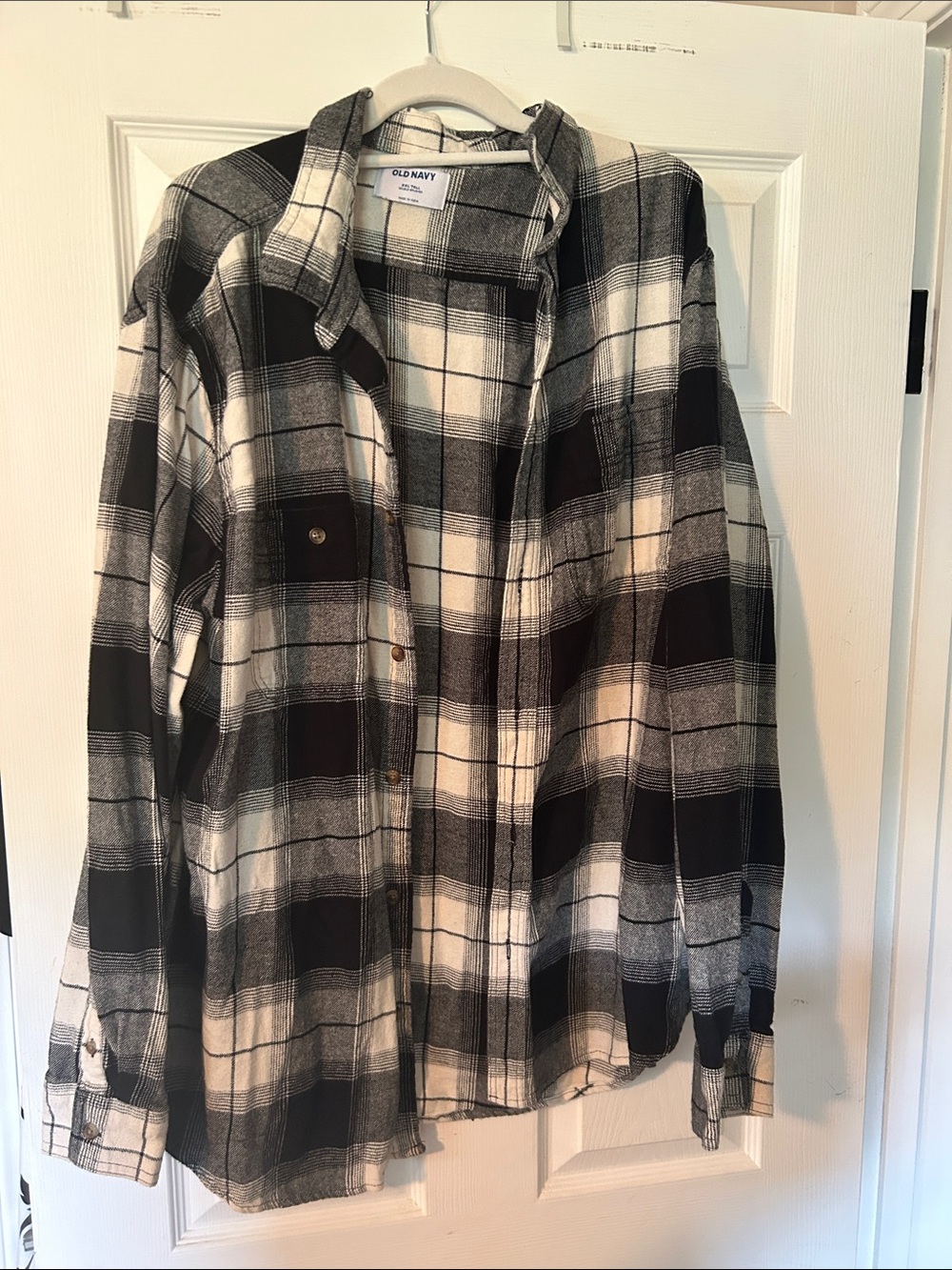 Old Navy Black & White Plaid Flannel Shirt